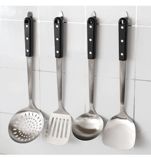 廚房必備 不銹鋼長(zhǎng)柄廚具套裝的使用與選擇指南